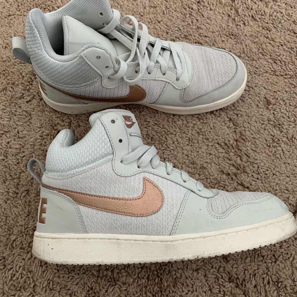 Nike